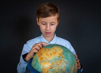 Jak kuchnia odzwierciedla kulturę i historię Tunezji?